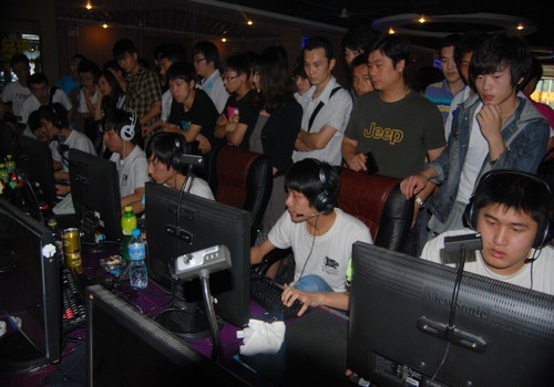 AniMajor淘汰赛首日战罢，LGD、T1、QC、Aster确保TI直邀资格