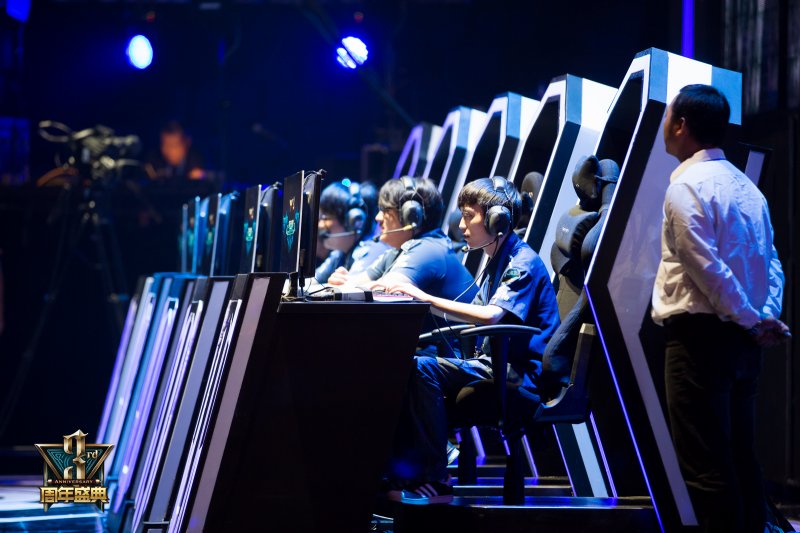 TYLOO虽败犹荣 0-2 不敌MIBR Dust2与对方仅差2分